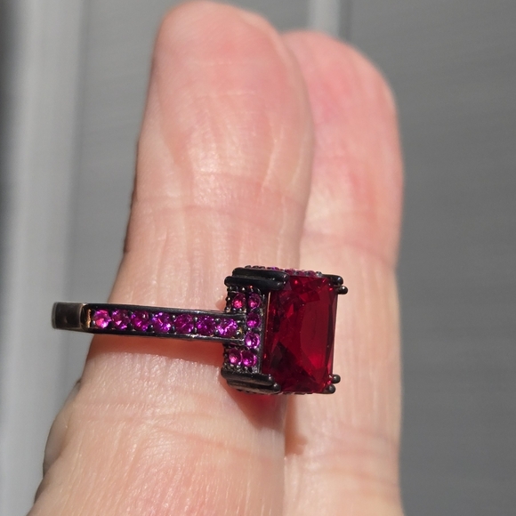 emerald cut ruby Sterling rhodium & gold ring Sz8 - Picture 2 of 8